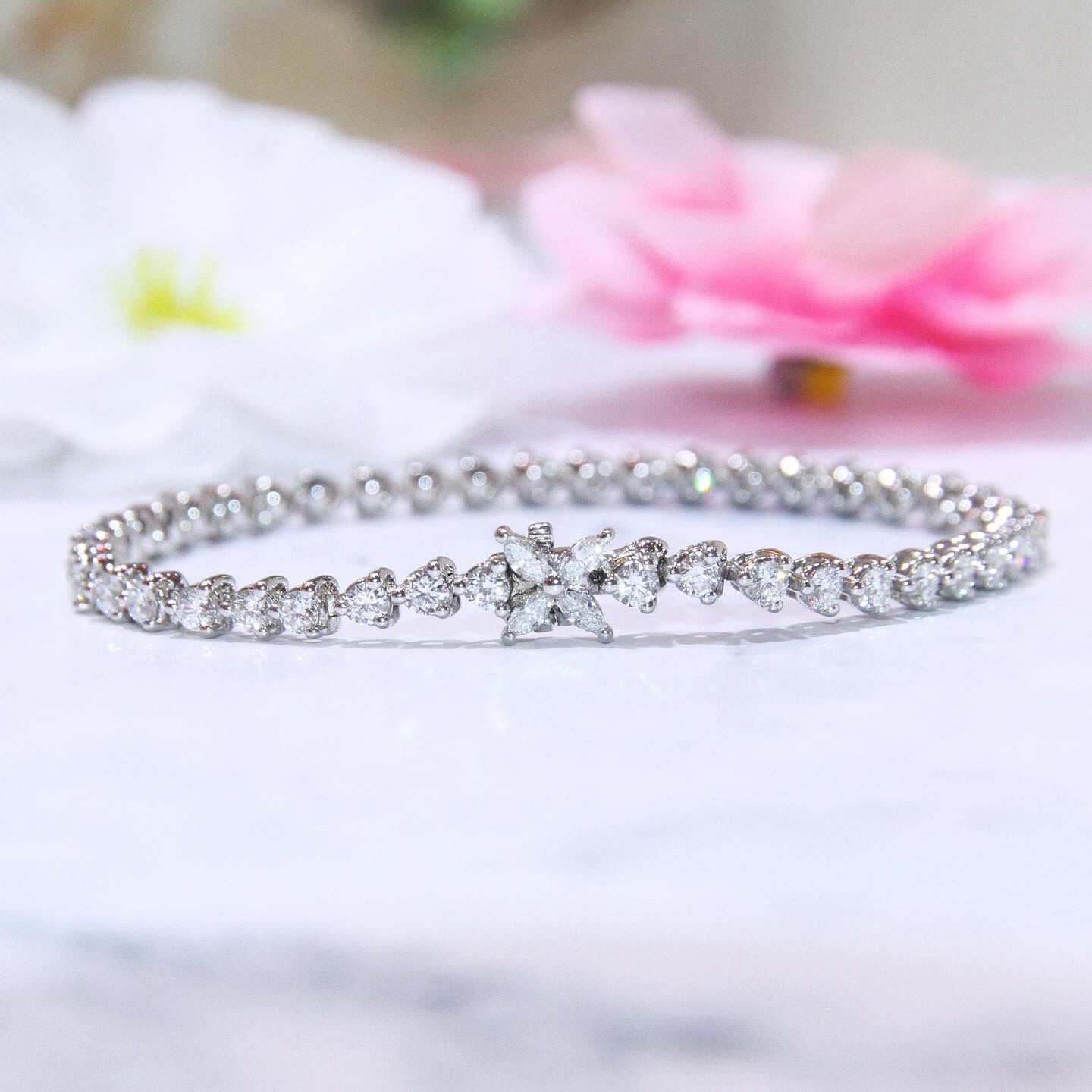 Tiffany victoria line on sale bracelet