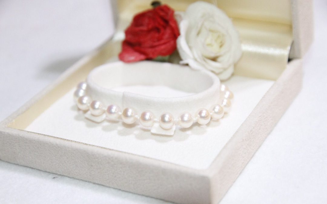 eClarity Fresh Water Pearl Bracelet Collection 2023